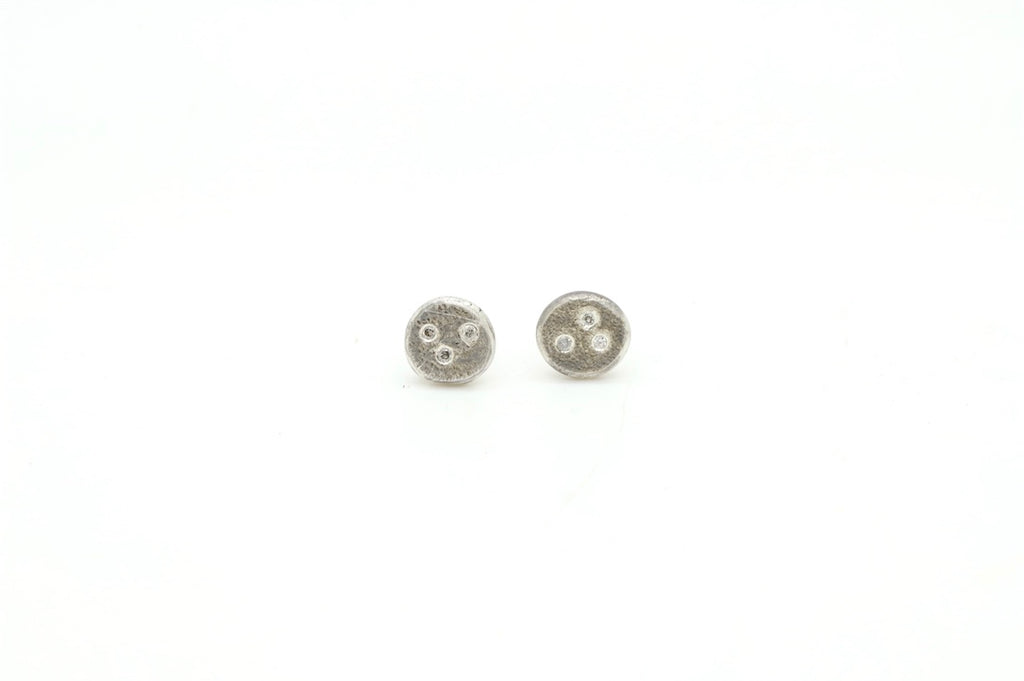 Triple Pebble Stud